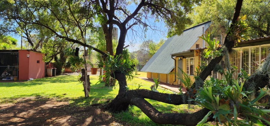 5 Bedroom Property for Sale in Winternest Gauteng