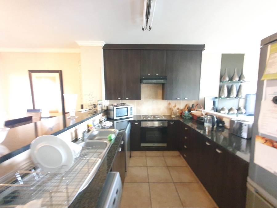 To Let 2 Bedroom Property for Rent in Morningside Gauteng