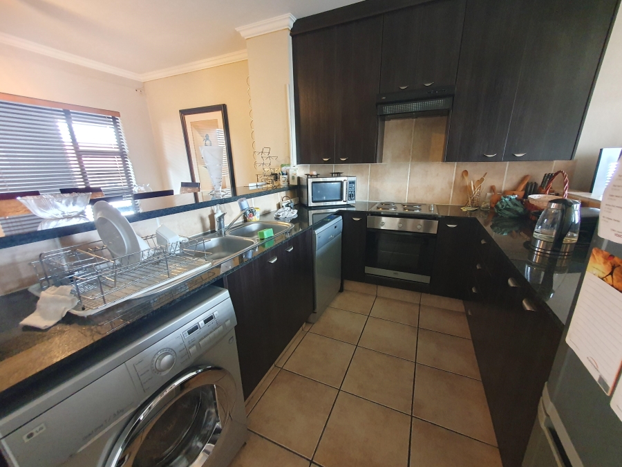 To Let 2 Bedroom Property for Rent in Morningside Gauteng