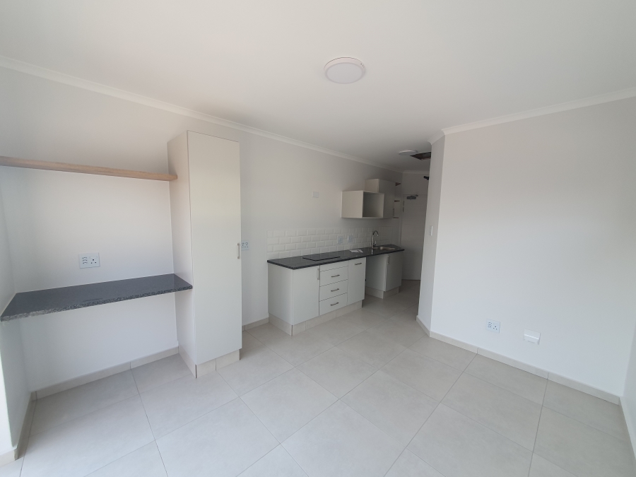 1 Bedroom Property for Sale in Wilgeheuwel Gauteng