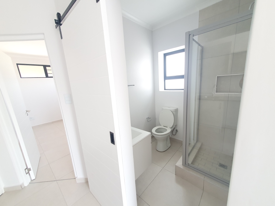 1 Bedroom Property for Sale in Wilgeheuwel Gauteng