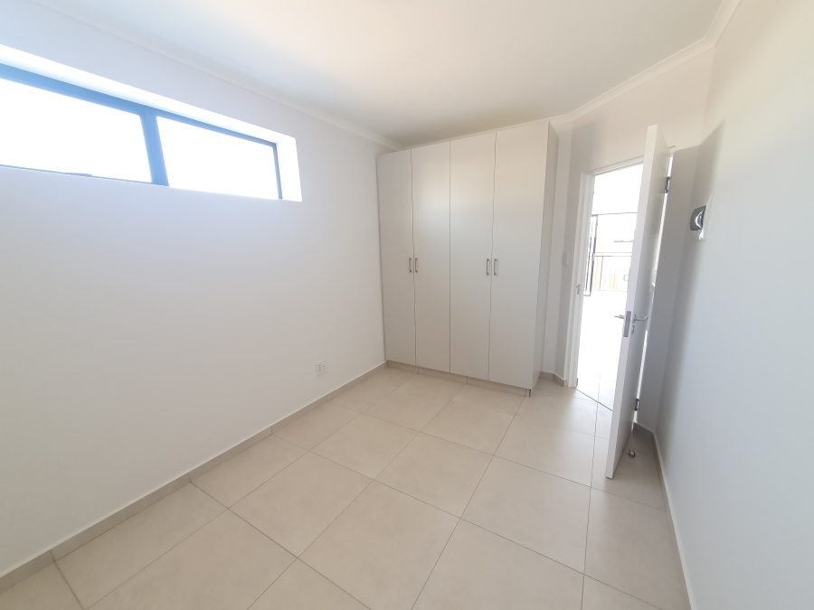 1 Bedroom Property for Sale in Wilgeheuwel Gauteng