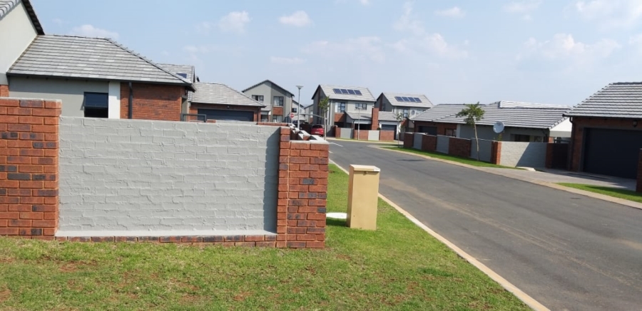 3 Bedroom Property for Sale in Amberfield Gauteng