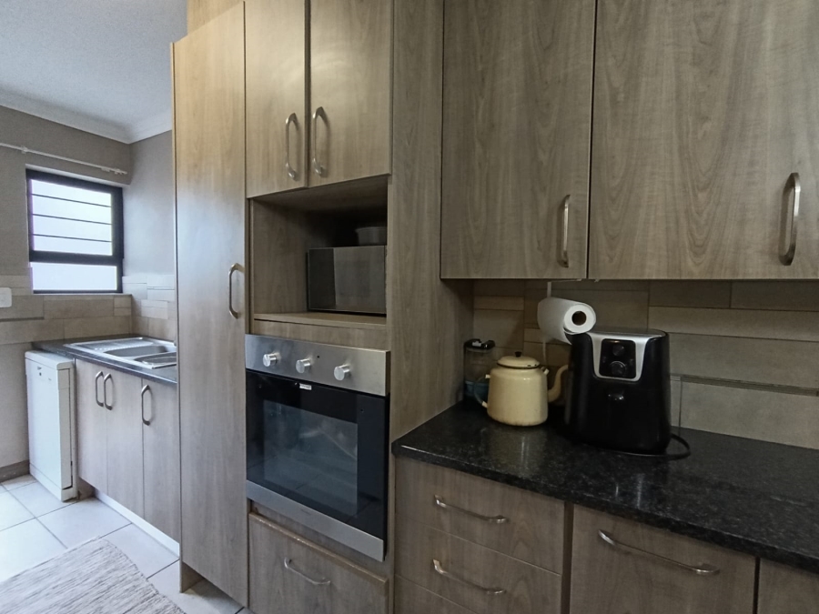 3 Bedroom Property for Sale in Amberfield Gauteng