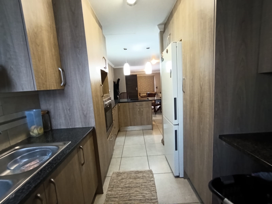 3 Bedroom Property for Sale in Amberfield Gauteng