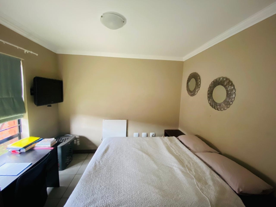 3 Bedroom Property for Sale in Amberfield Gauteng