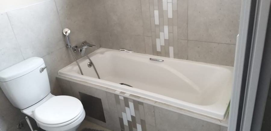 3 Bedroom Property for Sale in Amberfield Gauteng