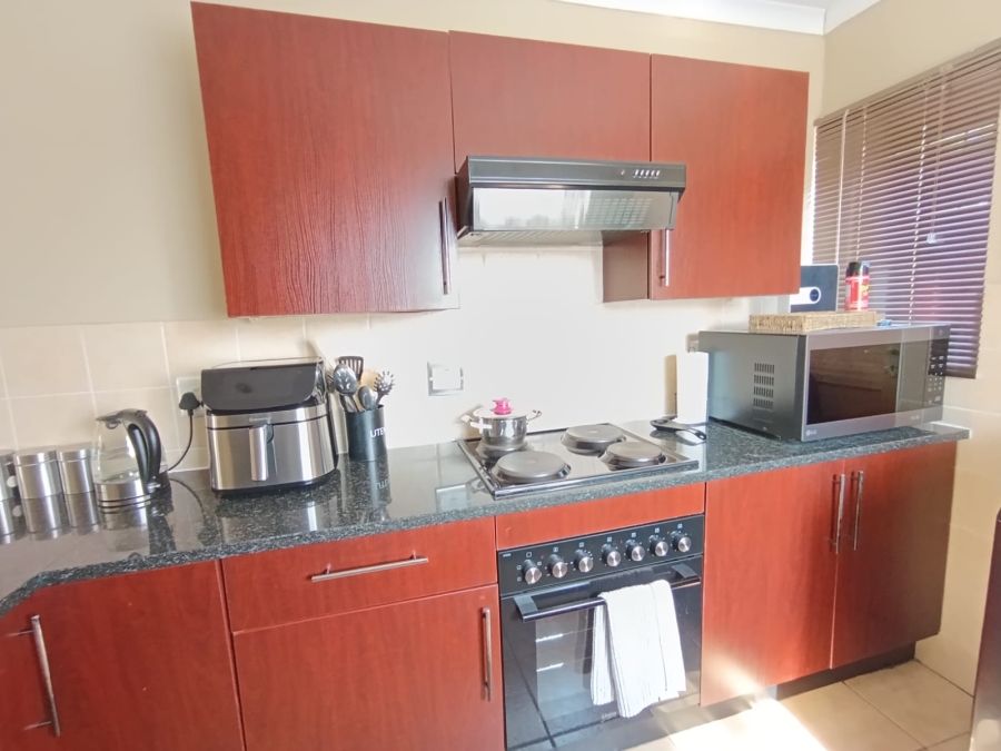 2 Bedroom Property for Sale in Kosmosdal Gauteng