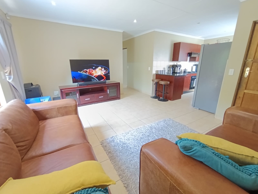 2 Bedroom Property for Sale in Kosmosdal Gauteng