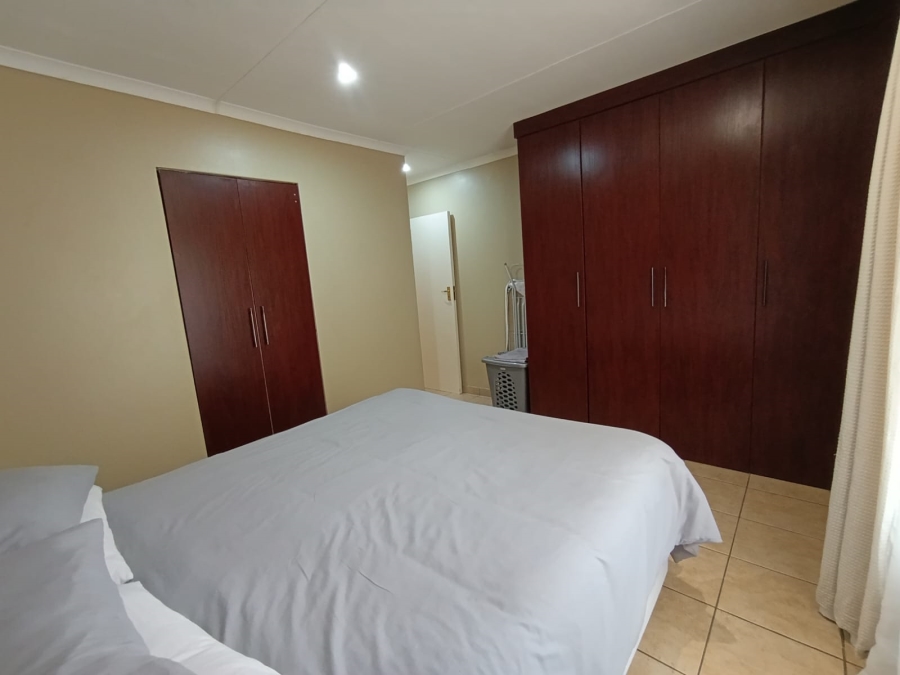 2 Bedroom Property for Sale in Kosmosdal Gauteng