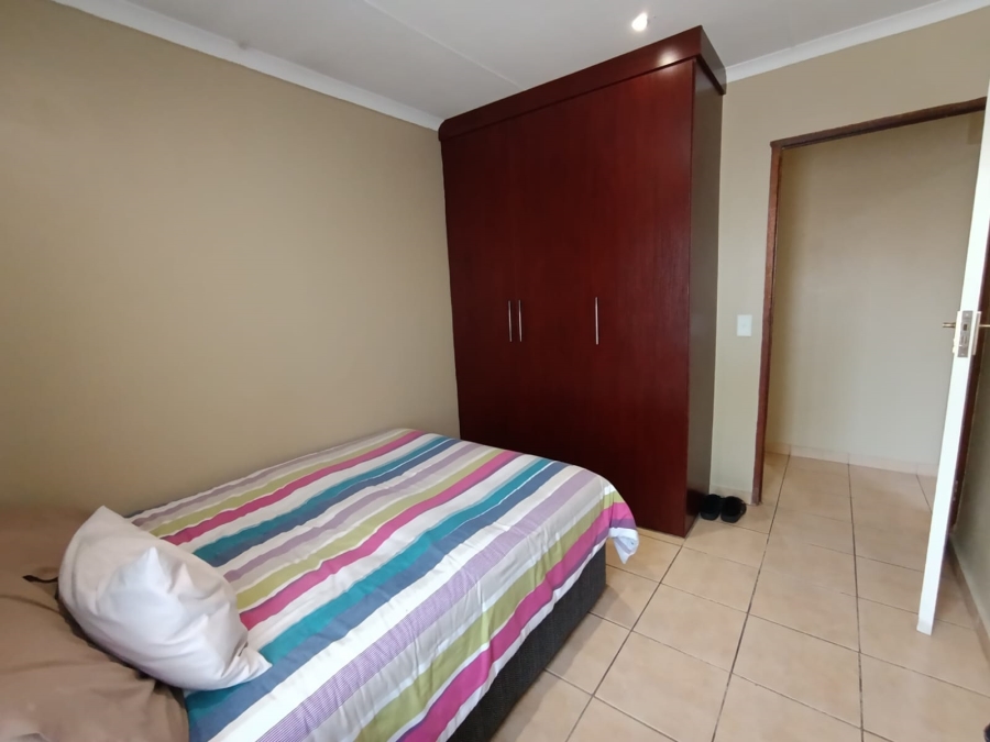 2 Bedroom Property for Sale in Kosmosdal Gauteng