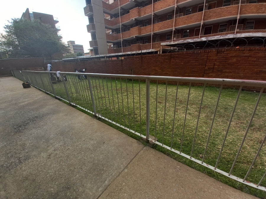 2 Bedroom Property for Sale in Pretoria Central Gauteng