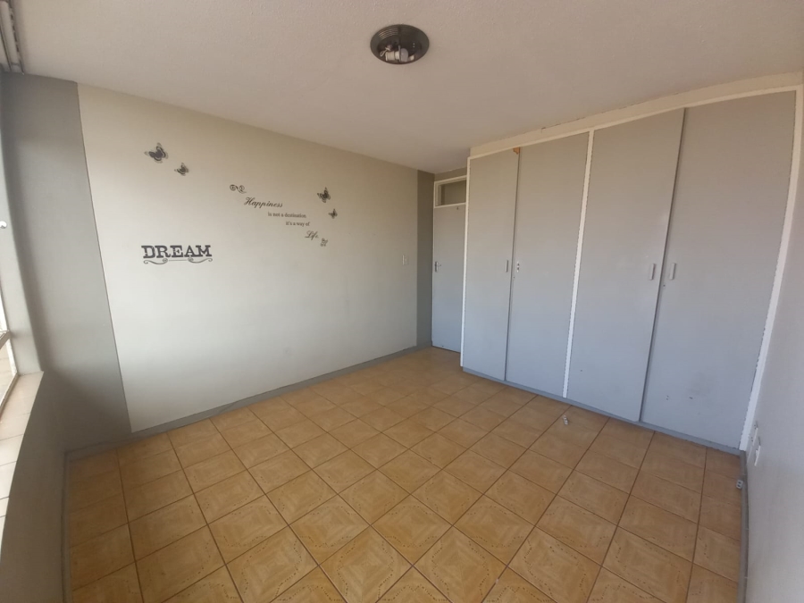2 Bedroom Property for Sale in Pretoria Central Gauteng
