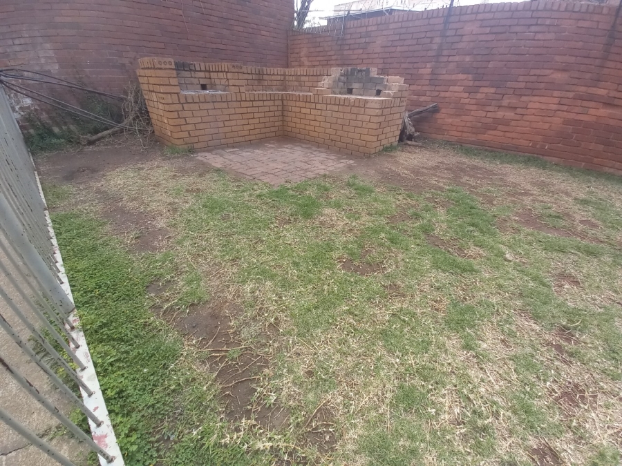 2 Bedroom Property for Sale in Pretoria Central Gauteng
