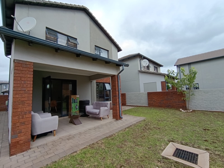 3 Bedroom Property for Sale in Amberfield Gauteng