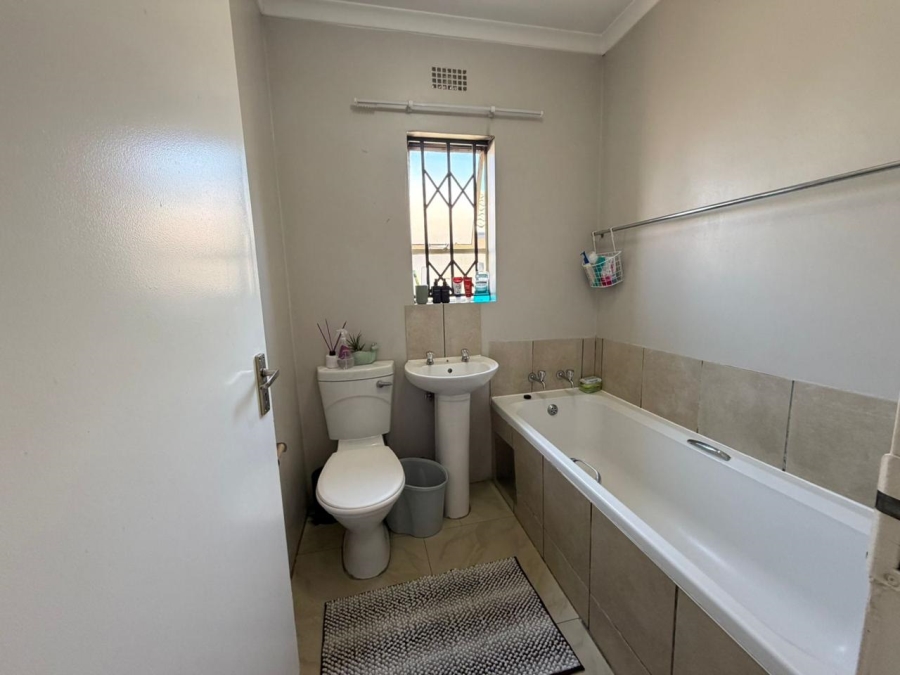 2 Bedroom Property for Sale in Riverside View Gauteng
