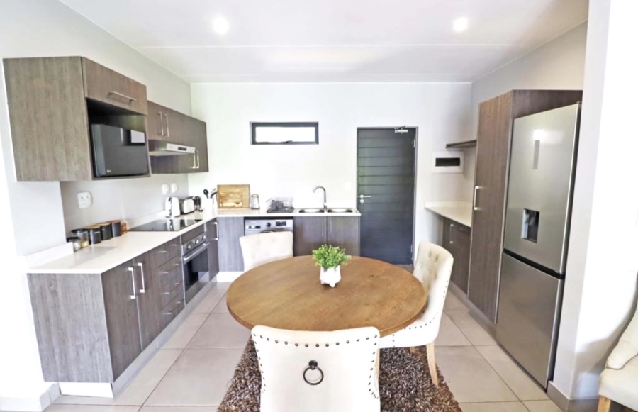 2 Bedroom Property for Sale in Bryanston Gauteng