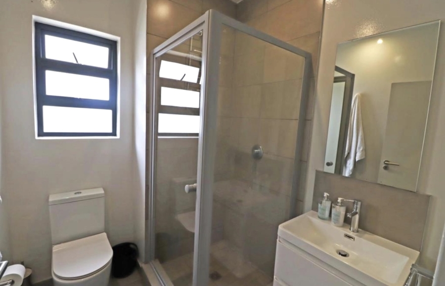 2 Bedroom Property for Sale in Bryanston Gauteng