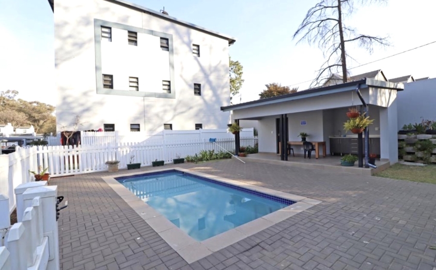 2 Bedroom Property for Sale in Bryanston Gauteng