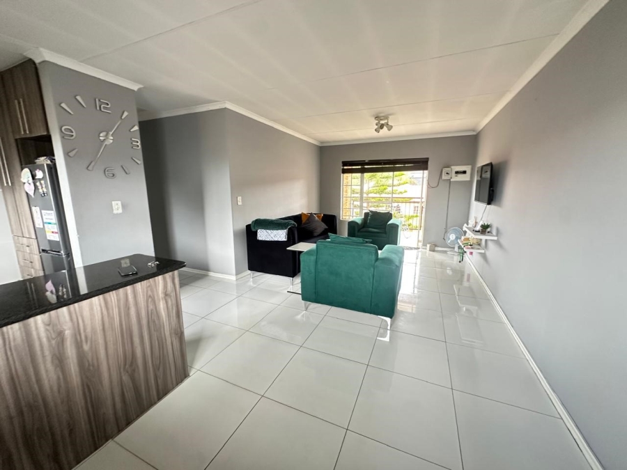 2 Bedroom Property for Sale in Monavoni Gauteng