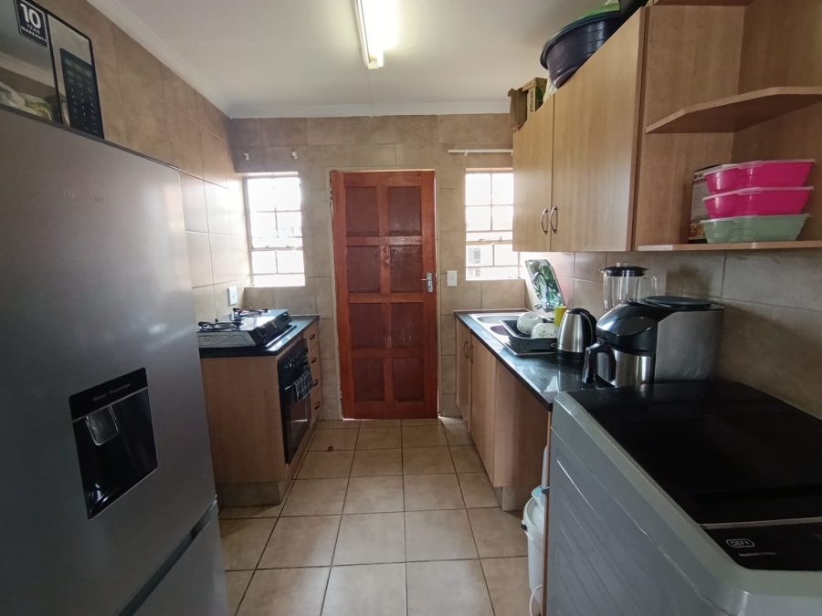 3 Bedroom Property for Sale in Olievenhoutbosch Gauteng