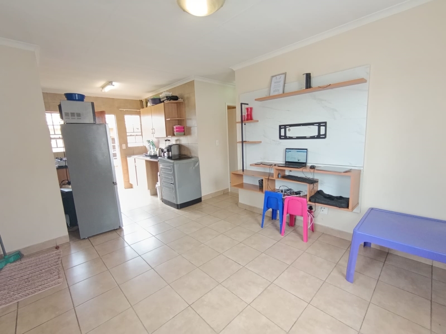 3 Bedroom Property for Sale in Olievenhoutbosch Gauteng