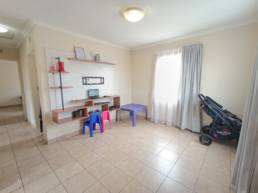 3 Bedroom Property for Sale in Olievenhoutbosch Gauteng