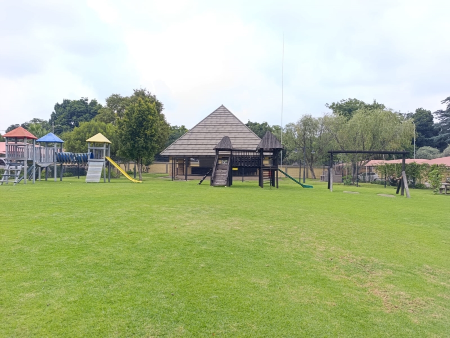 To Let 3 Bedroom Property for Rent in Clubview Gauteng