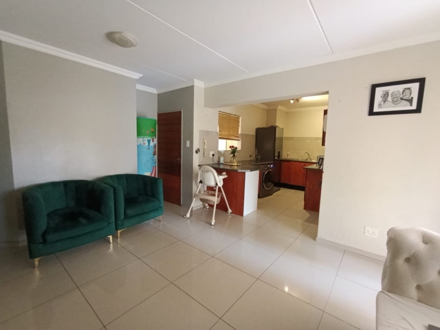 To Let 3 Bedroom Property for Rent in Clubview Gauteng