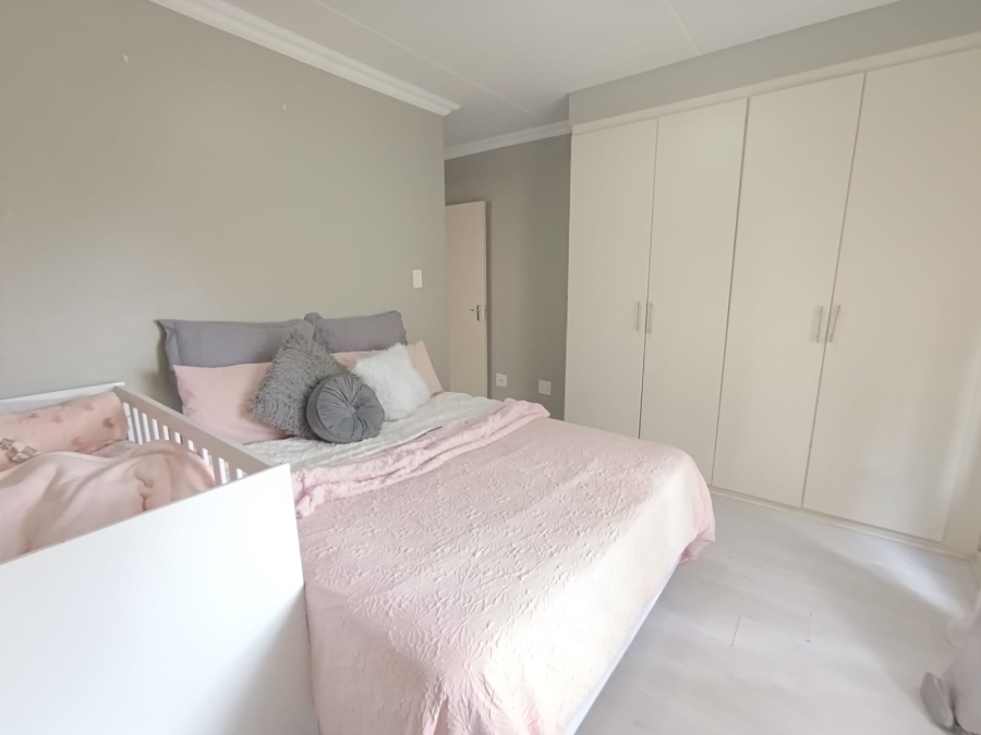 To Let 3 Bedroom Property for Rent in Clubview Gauteng