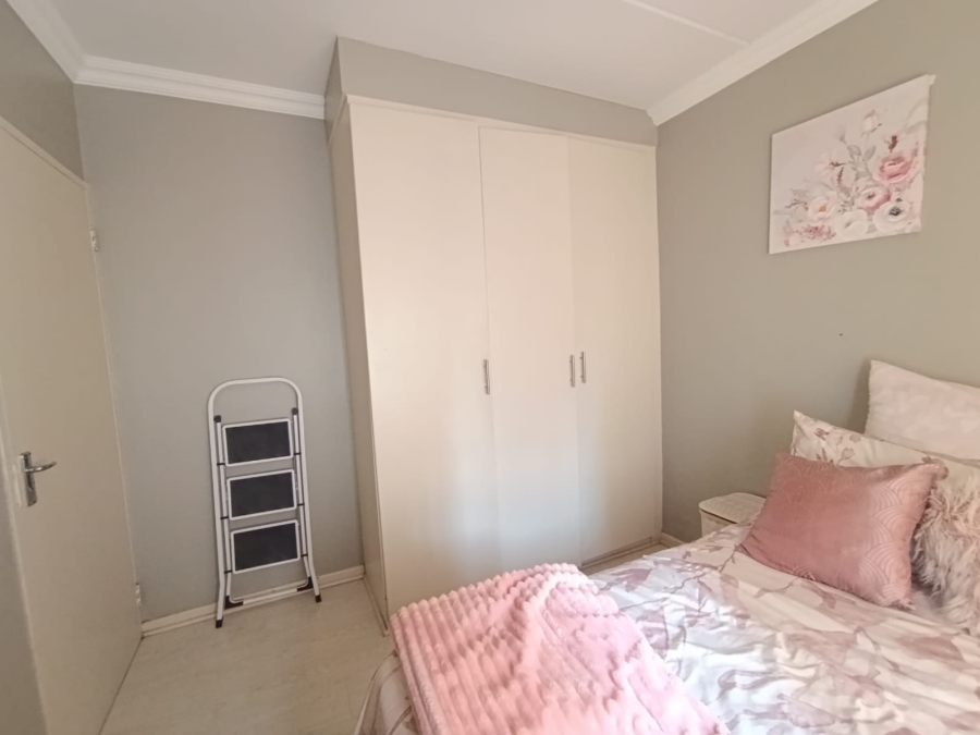 To Let 3 Bedroom Property for Rent in Clubview Gauteng
