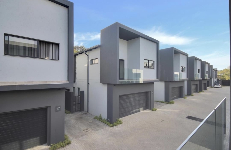 4 Bedroom Property for Sale in Bryanston Gauteng