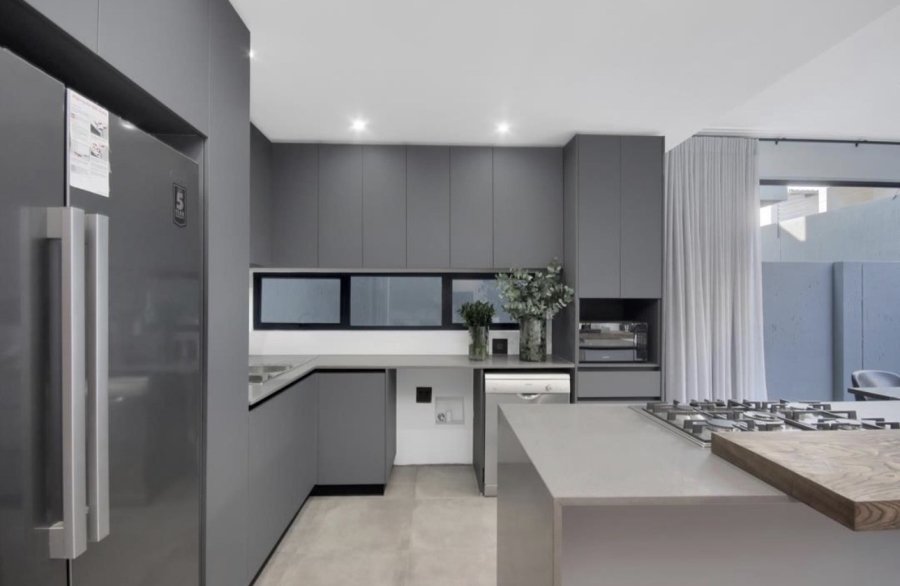 4 Bedroom Property for Sale in Bryanston Gauteng