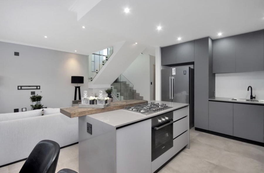 4 Bedroom Property for Sale in Bryanston Gauteng