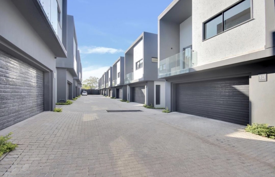 4 Bedroom Property for Sale in Bryanston Gauteng