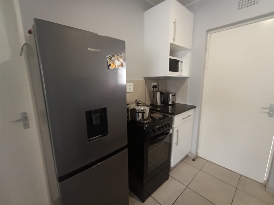 To Let 1 Bedroom Property for Rent in Riverside View Gauteng