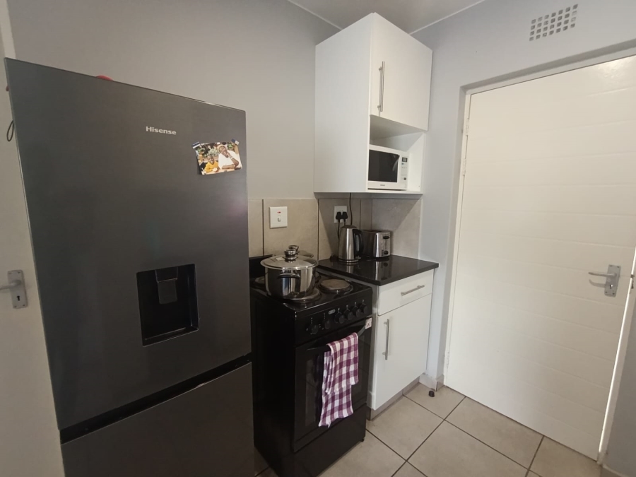 To Let 1 Bedroom Property for Rent in Riverside View Gauteng