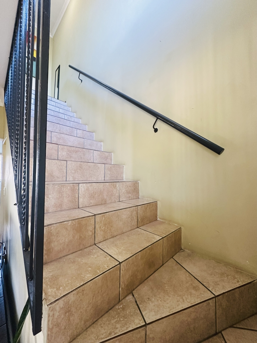 2 Bedroom Property for Sale in Northgate Gauteng