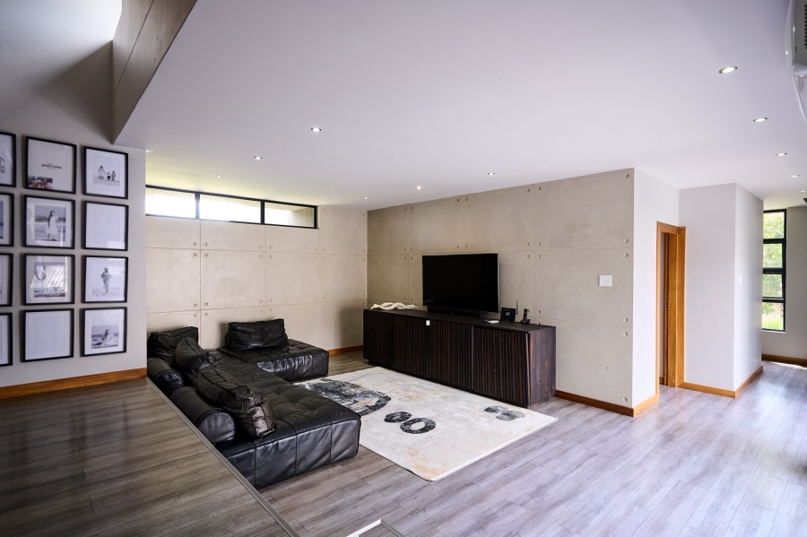 4 Bedroom Property for Sale in Copperleaf Estate Gauteng