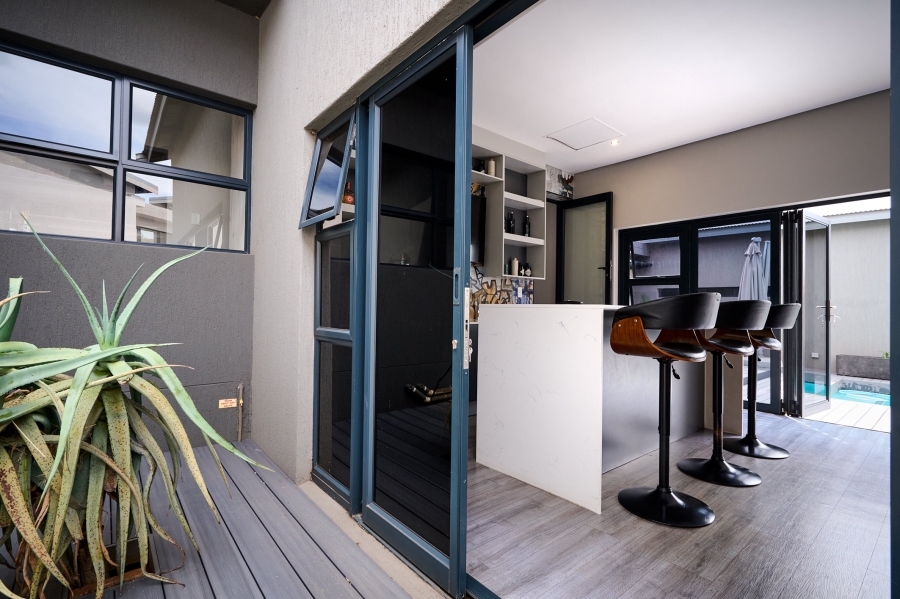 4 Bedroom Property for Sale in Copperleaf Estate Gauteng