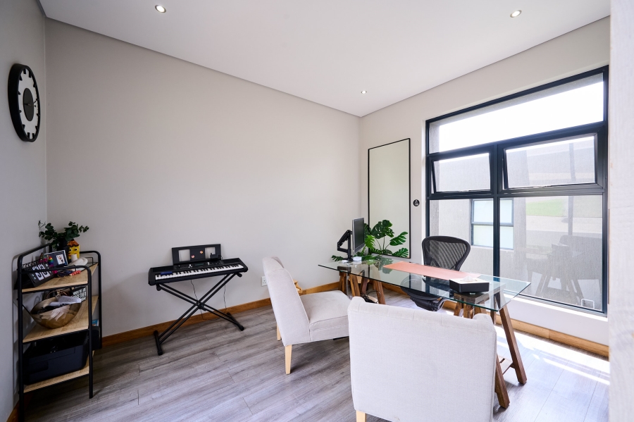 4 Bedroom Property for Sale in Copperleaf Estate Gauteng