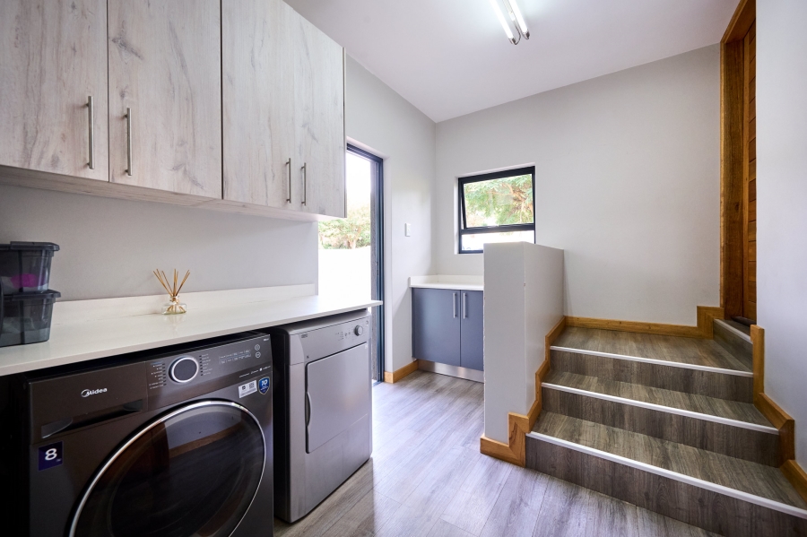 4 Bedroom Property for Sale in Copperleaf Estate Gauteng