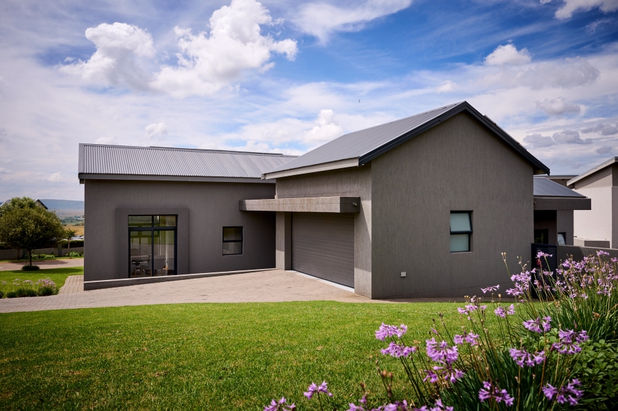 4 Bedroom Property for Sale in Copperleaf Estate Gauteng