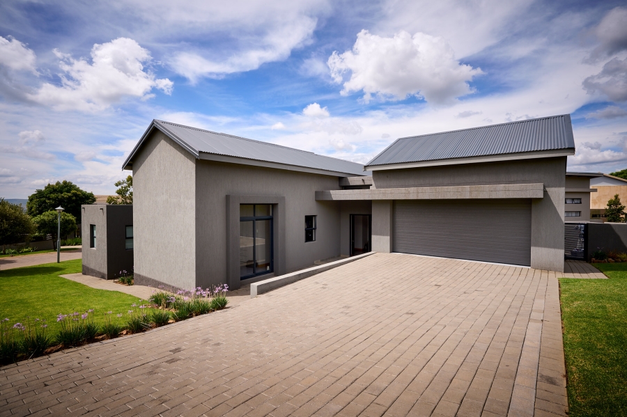 4 Bedroom Property for Sale in Copperleaf Estate Gauteng