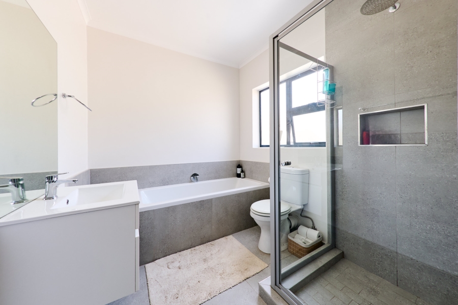 3 Bedroom Property for Sale in Kyalami Gauteng