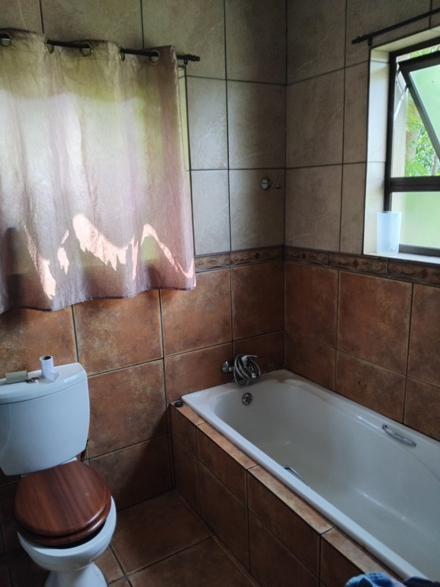 2 Bedroom Property for Sale in Theoville Gauteng