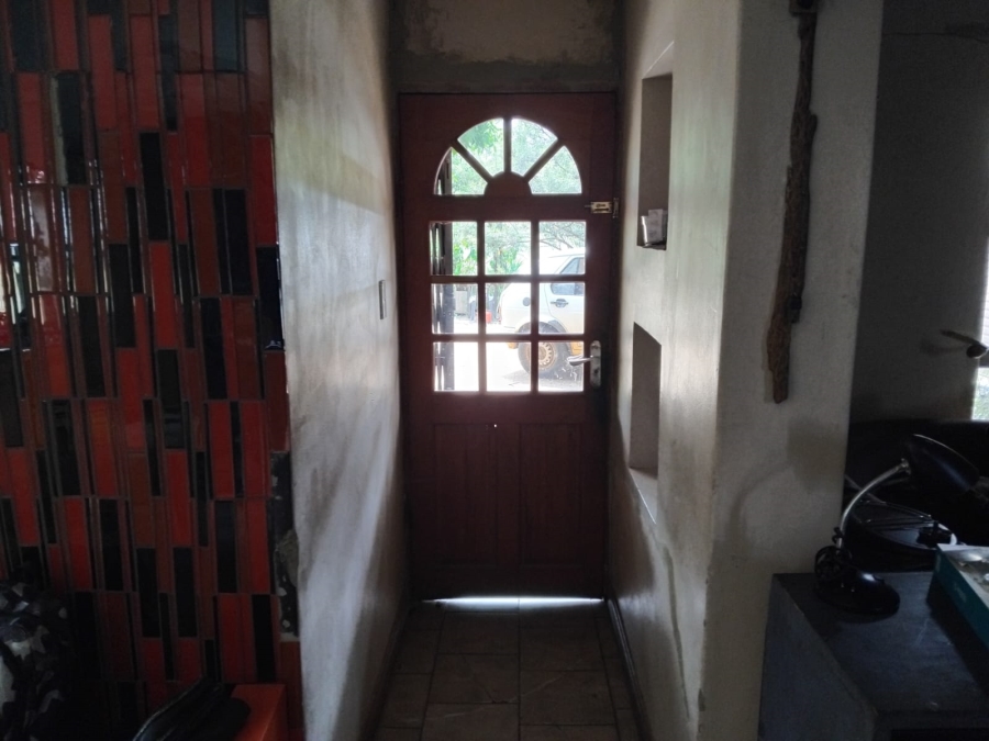 2 Bedroom Property for Sale in Theoville Gauteng