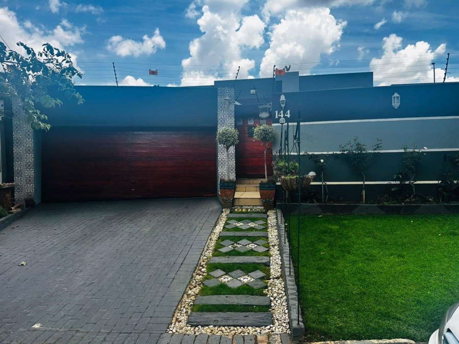 4 Bedroom Property for Sale in Norwood Gauteng