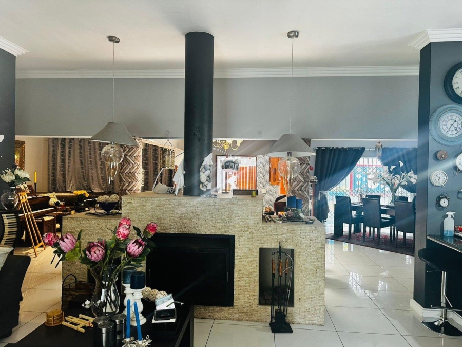 4 Bedroom Property for Sale in Norwood Gauteng