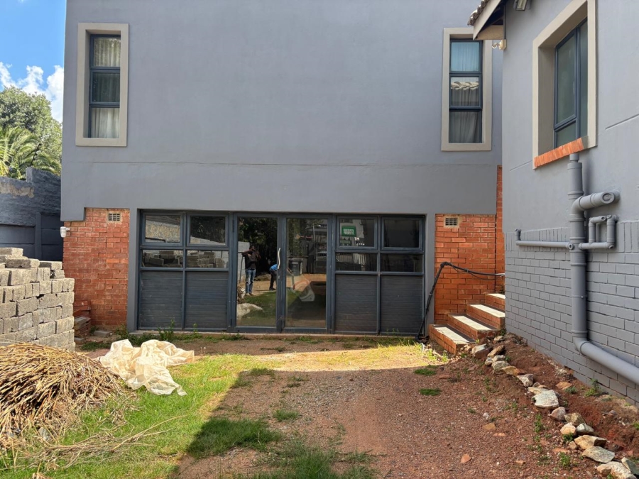 4 Bedroom Property for Sale in Cyrildene Gauteng
